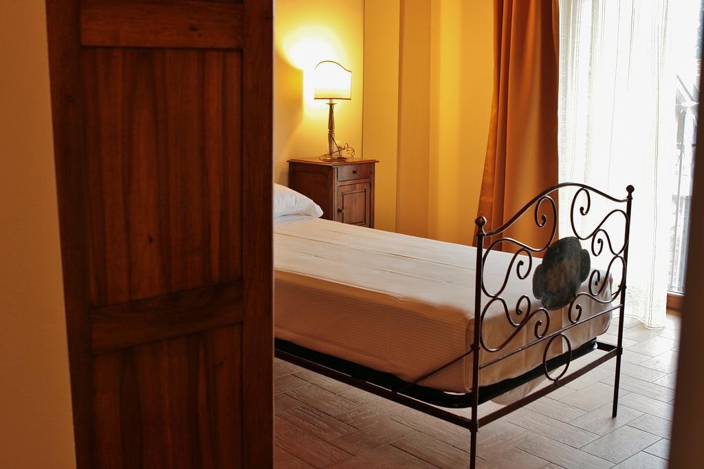 Agriturismo Cavrigo Lodi Habitación foto