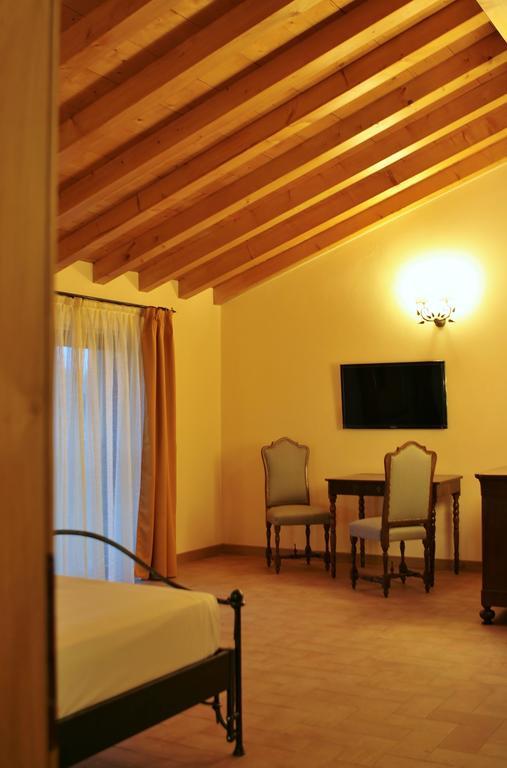 Agriturismo Cavrigo Lodi Habitación foto