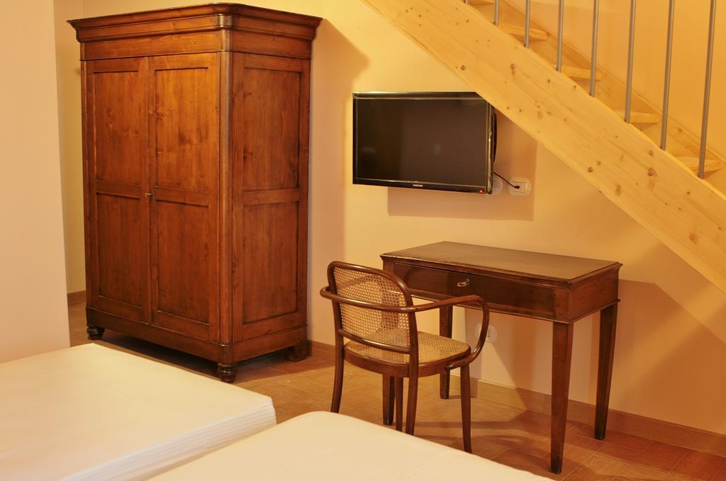 Agriturismo Cavrigo Lodi Habitación foto